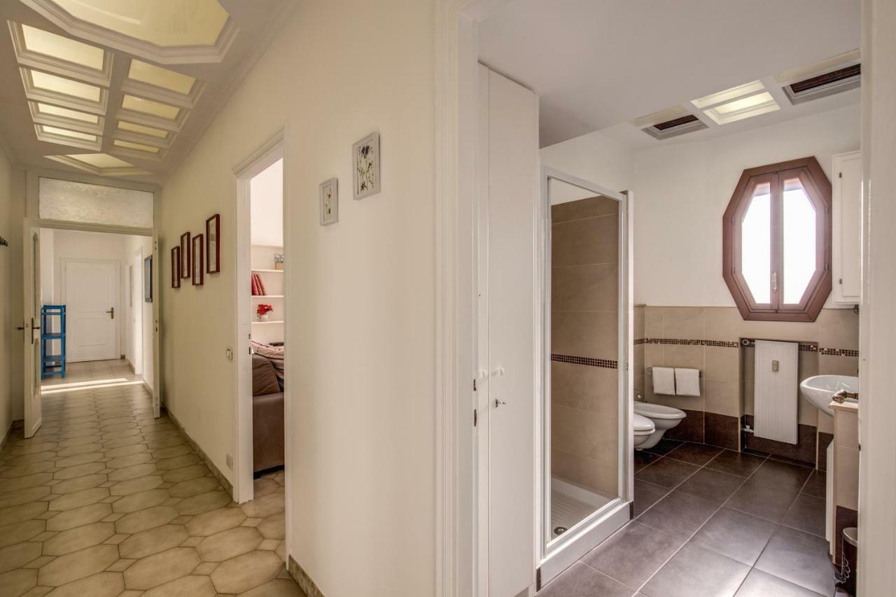 Casa Di Luca _ 3 Bdr Apartment 로마 외부 사진