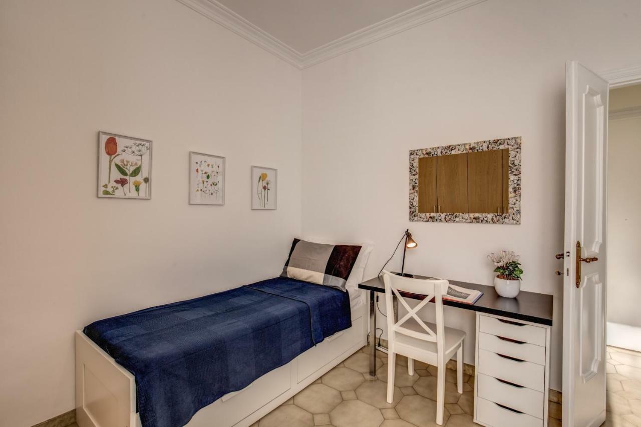 Casa Di Luca _ 3 Bdr Apartment 로마 외부 사진