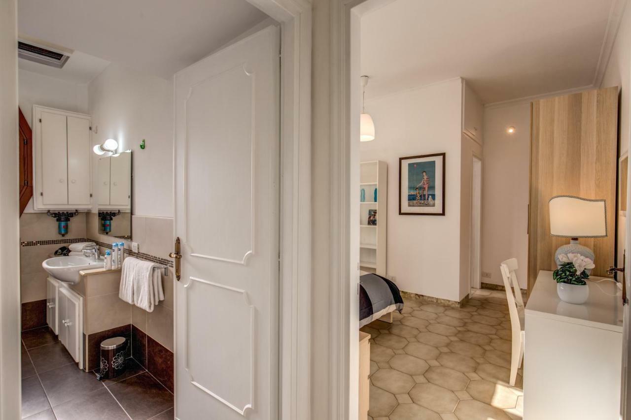 Casa Di Luca _ 3 Bdr Apartment 로마 외부 사진
