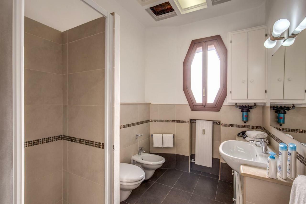 Casa Di Luca _ 3 Bdr Apartment 로마 외부 사진