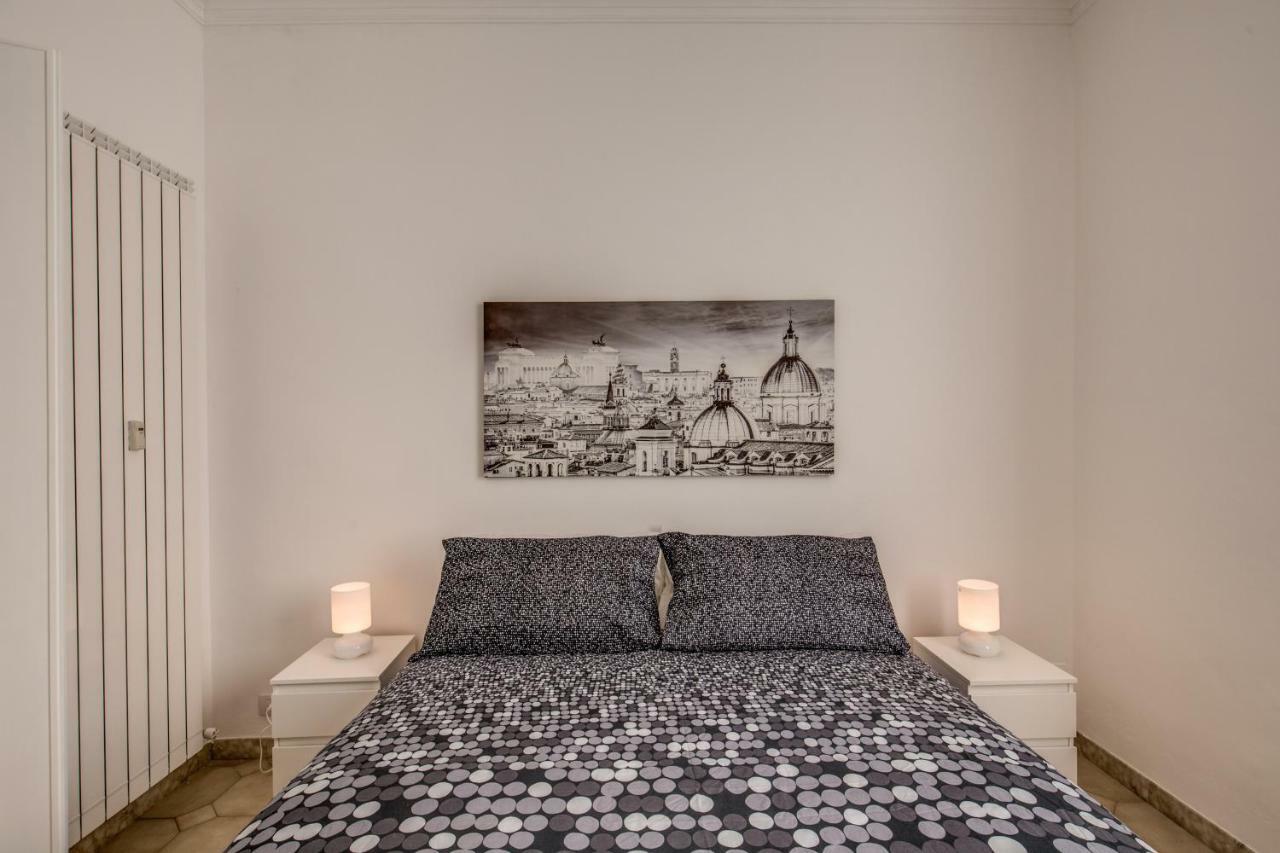 Casa Di Luca _ 3 Bdr Apartment 로마 외부 사진