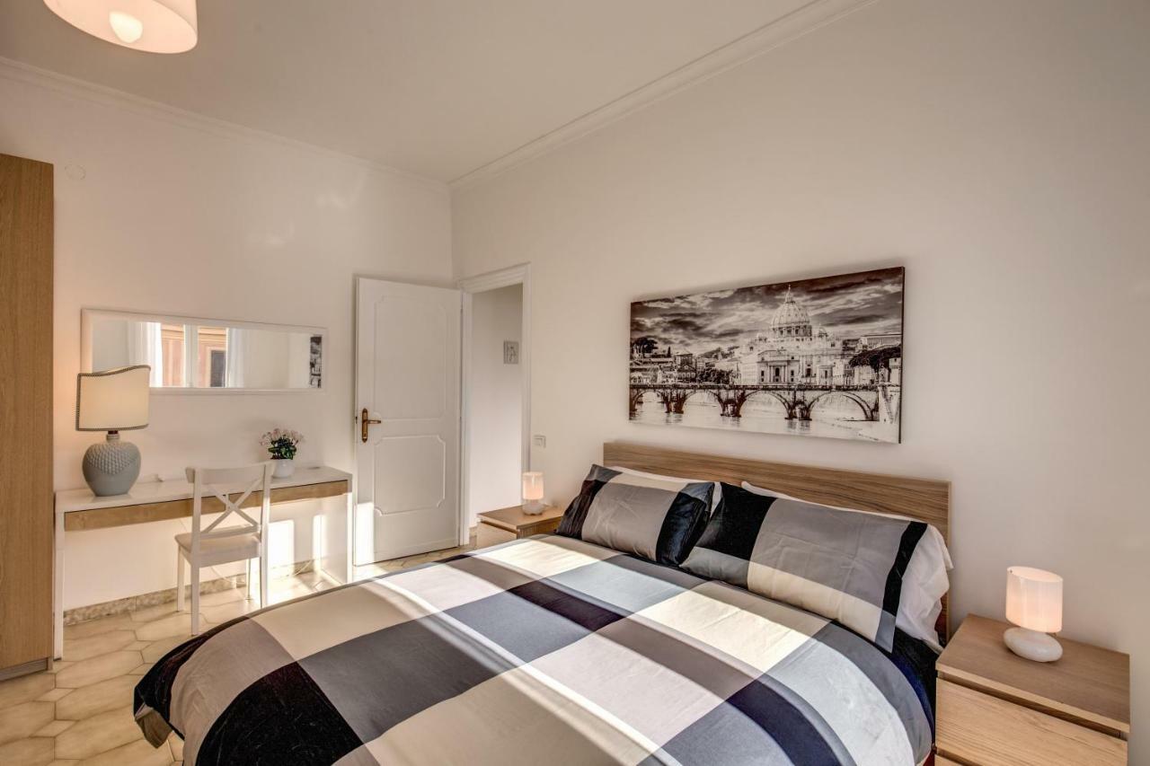 Casa Di Luca _ 3 Bdr Apartment 로마 외부 사진